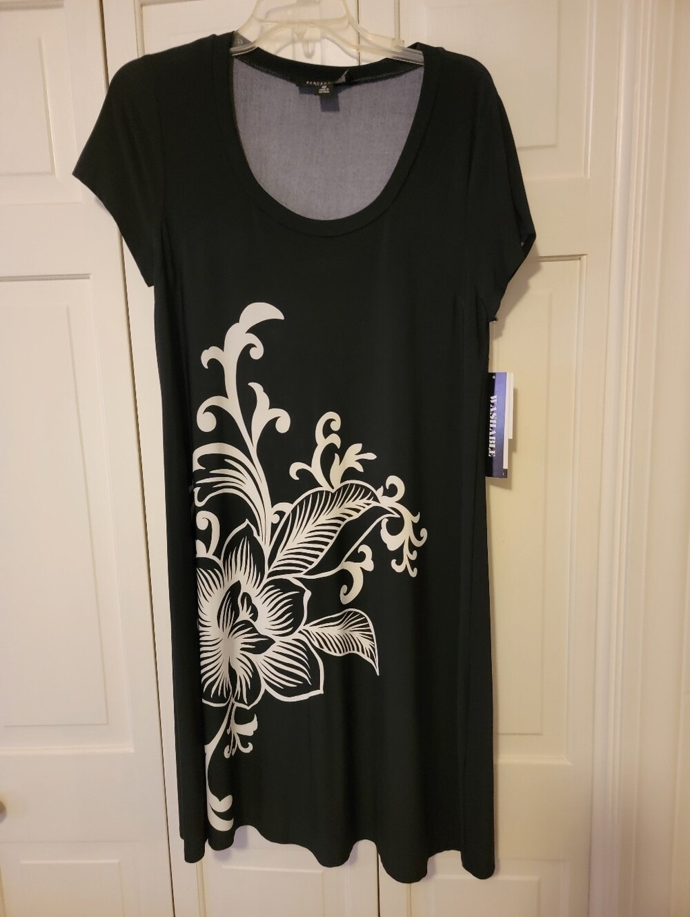 Perceptions Black Scoop Neck Dress with White Floral Print Size 12 NWT